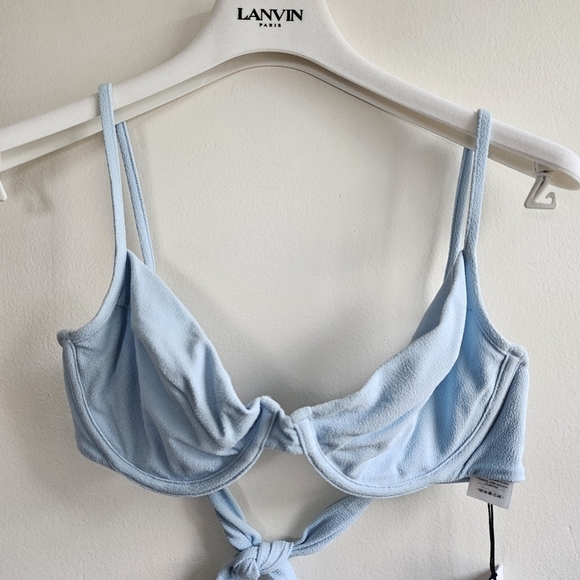 New WeWoreWhat Full Coverage Underwire Cottage Blue Bikini Top NWT Medium - Picture 7 of 10